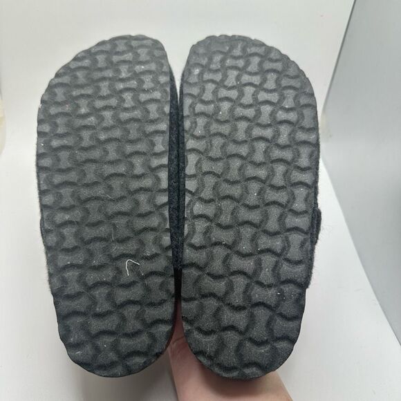 CUSHIONAIRE Hana Slip-On Buckle Clog with Cork Footbed +Memory Foam 6.5 CHARCOAL - Picture 5 of 7